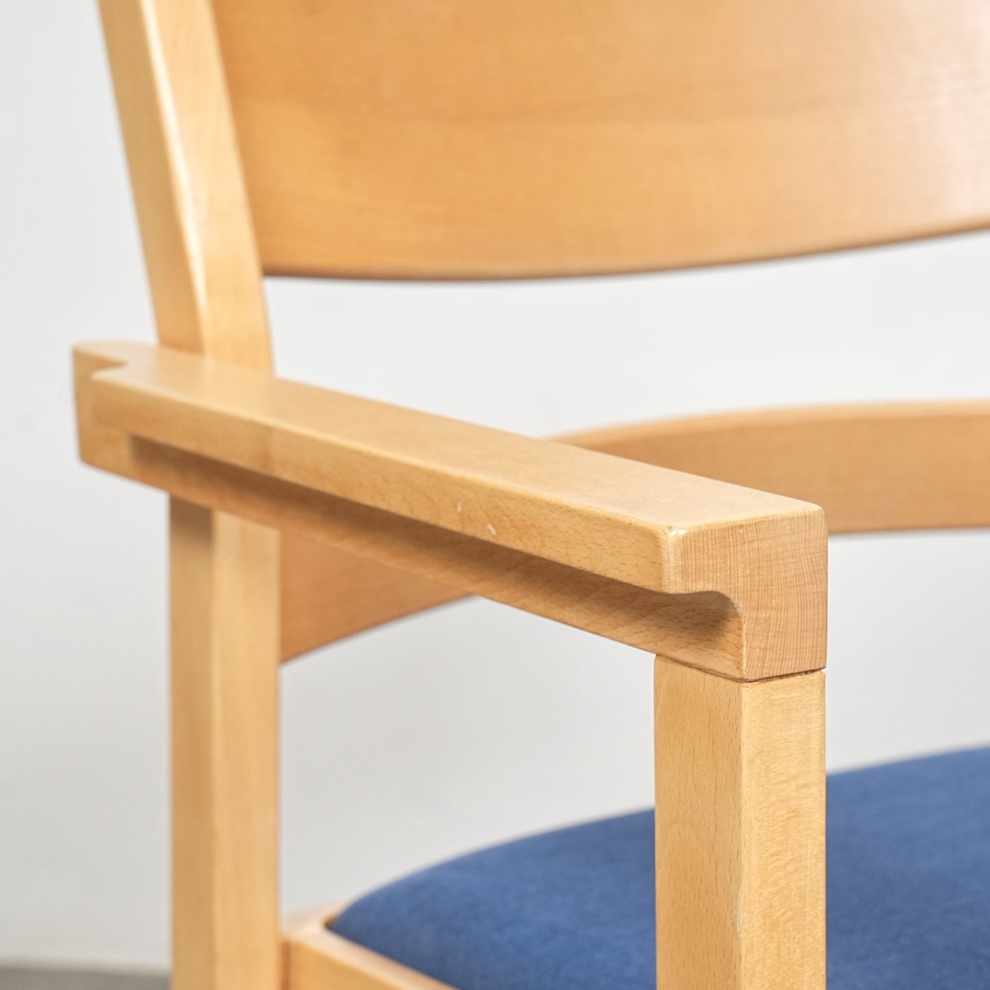 【Hans J. Wegner】The Koldinghus アームチェア【張替済】