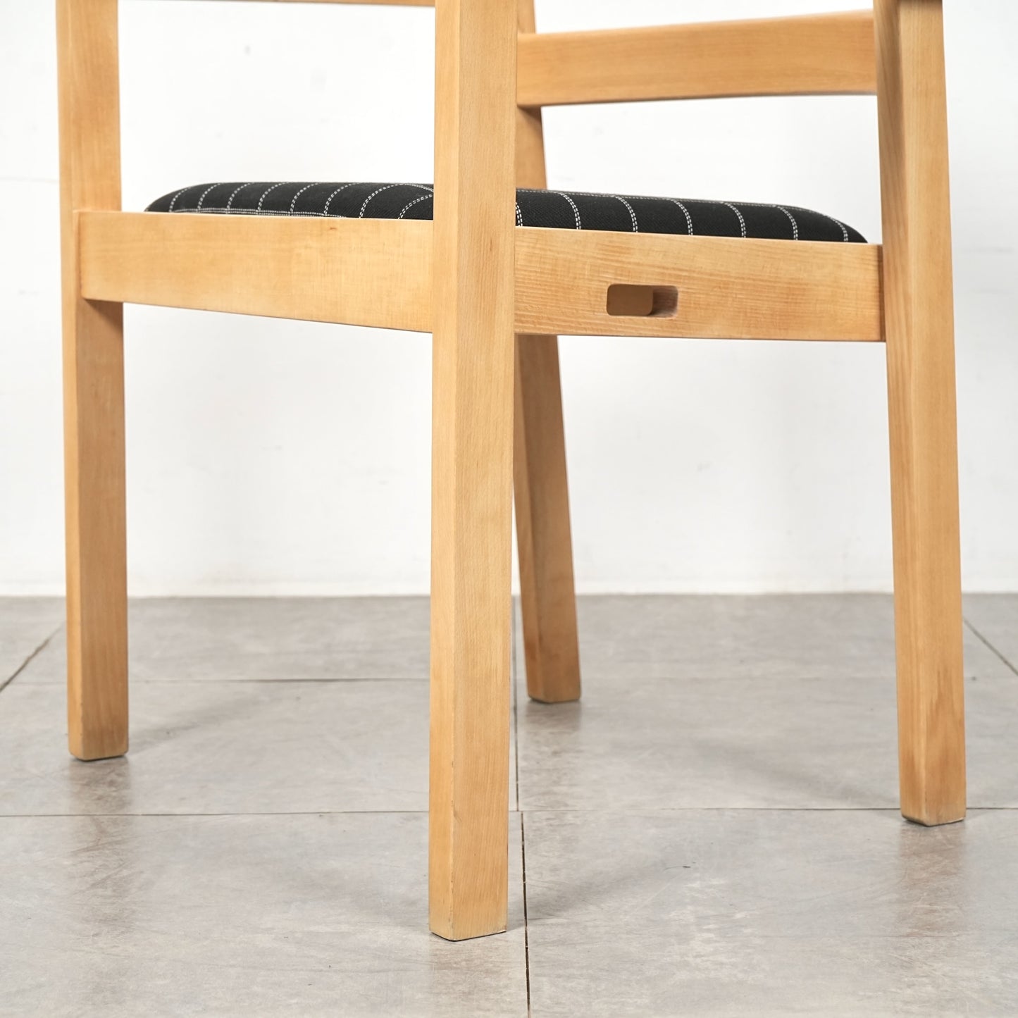 【Hans J. Wegner】The Koldinghus アームチェア【張替済】
