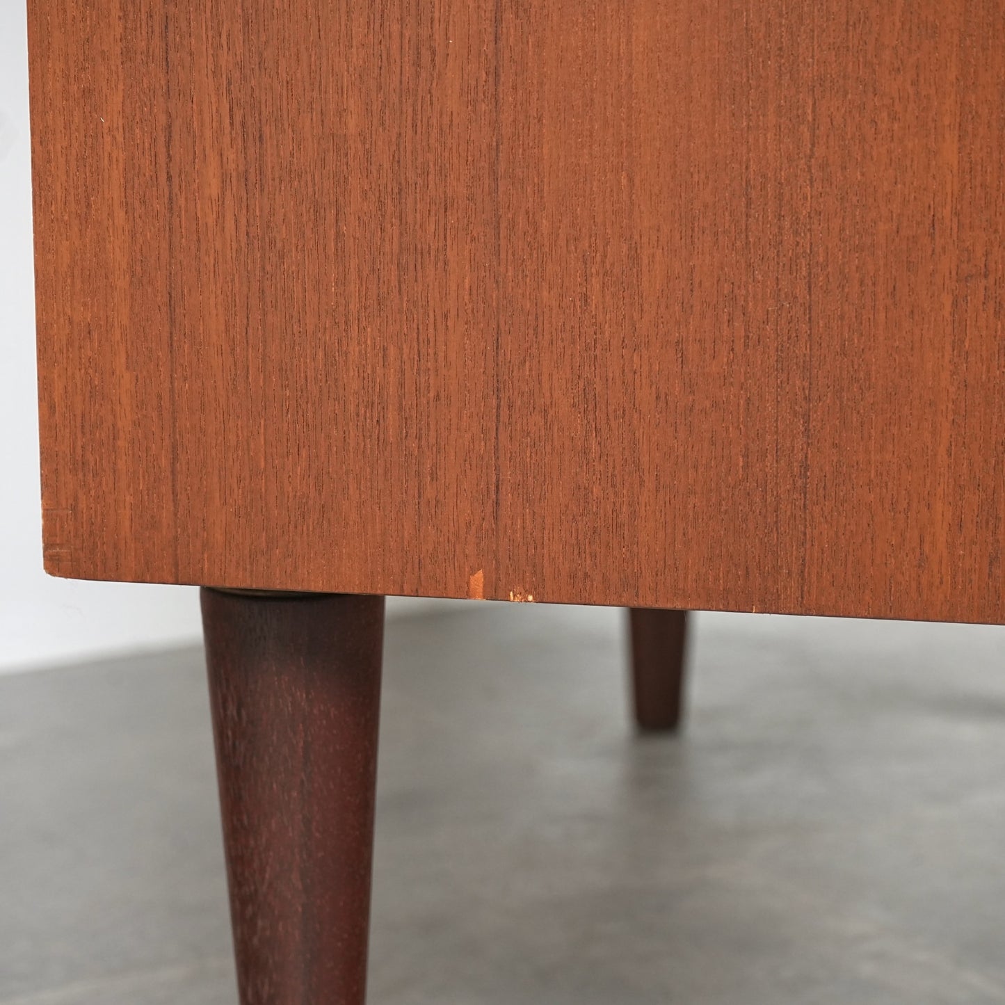 デンマークヴィンテージ ハイチェスト