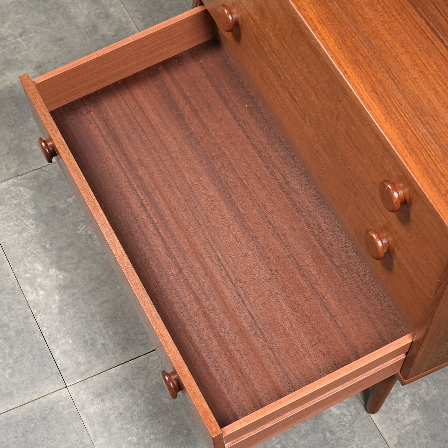 デンマークヴィンテージ チェスト