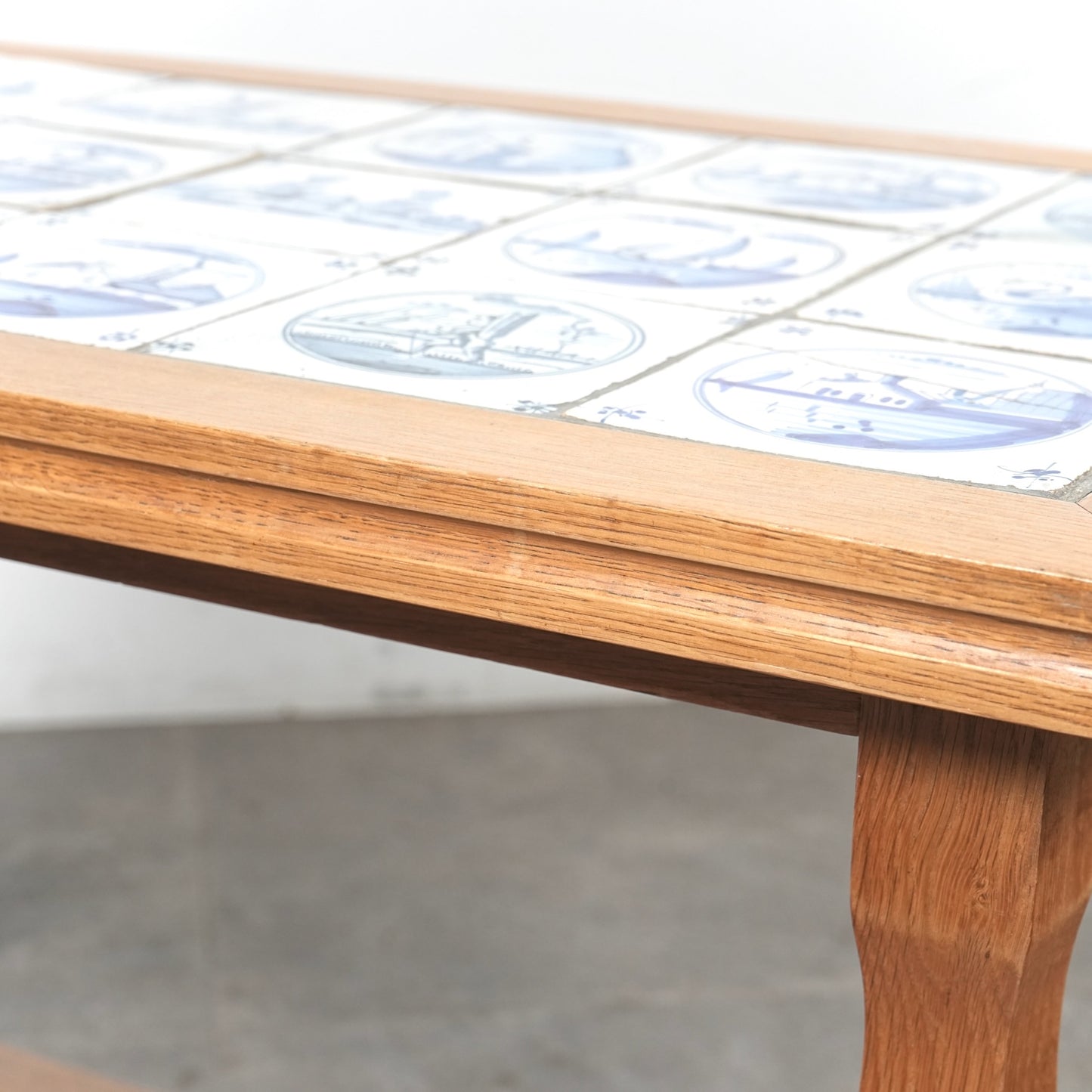 デンマークヴィンテージ タイルトップ ローテーブル