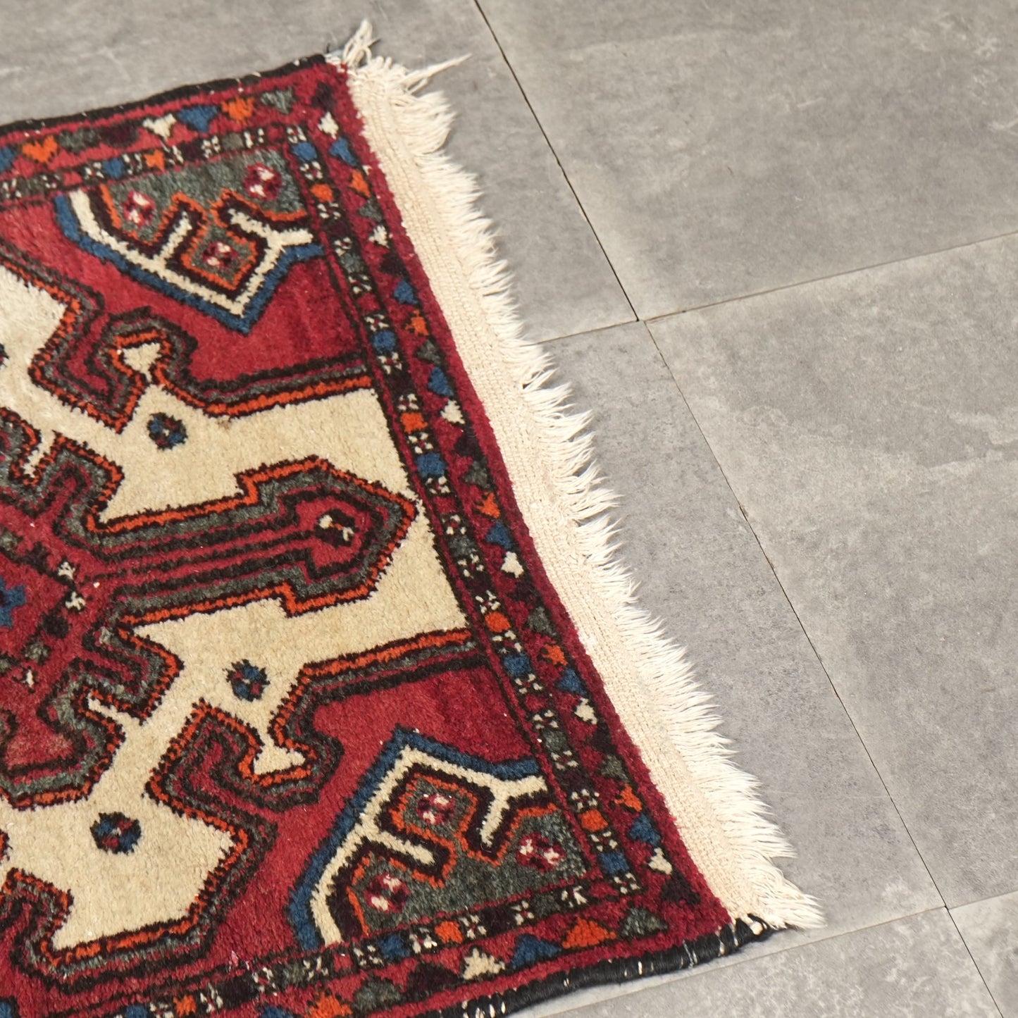 送料無料 ヴィンテージ ラグ(手織り/126cm×77cm)