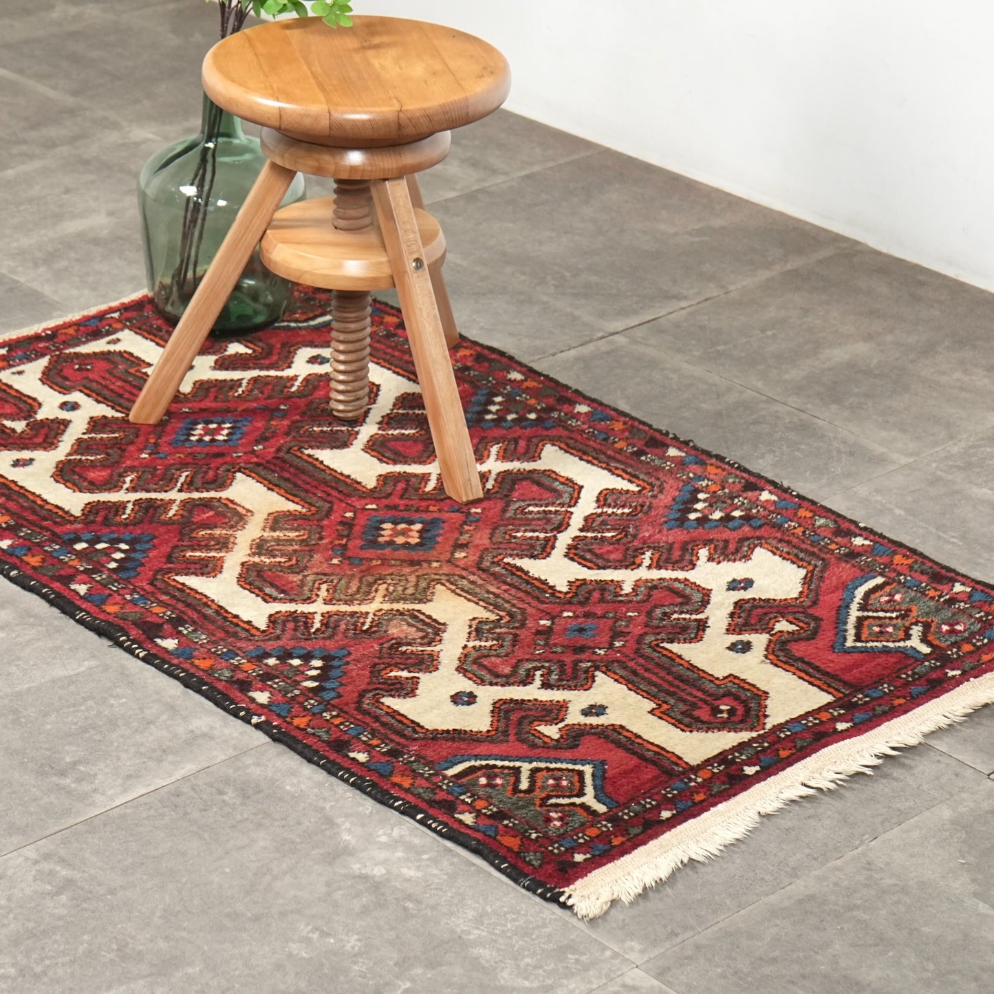 送料無料 ヴィンテージ ラグ(手織り/126cm×77cm)