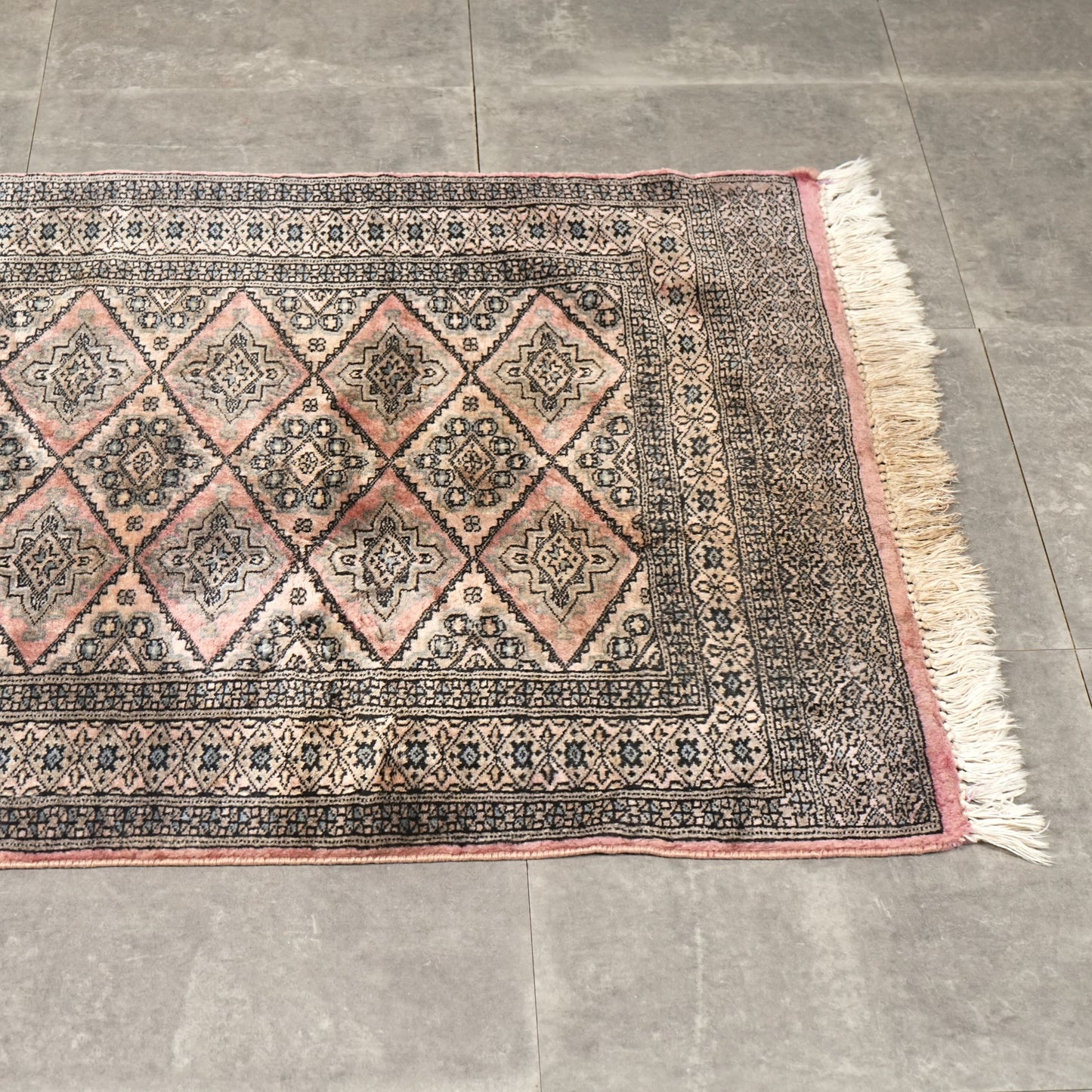 送料無料 ヴィンテージ ラグ(手織り/160.5cm×95cm)