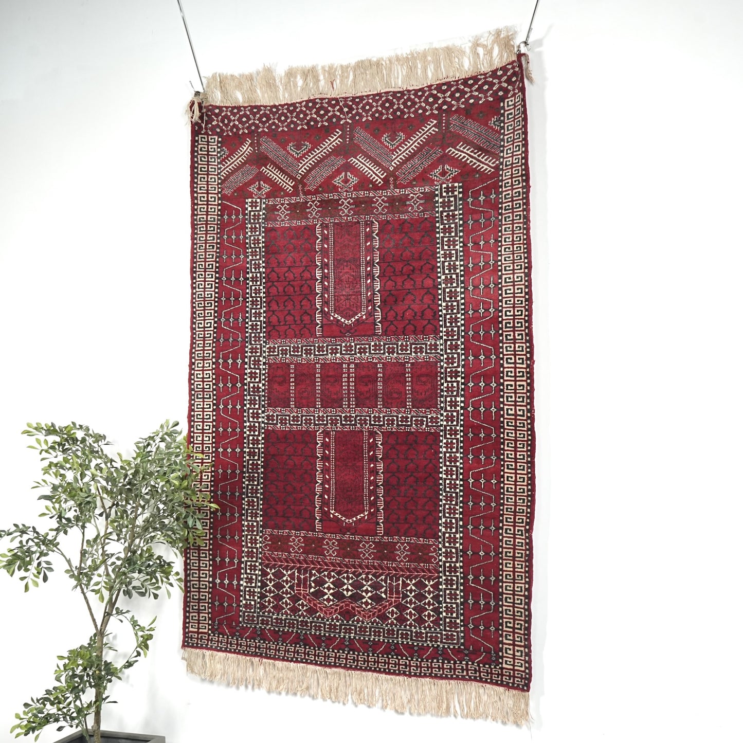 送料無料 ヴィンテージ ラグ(手織り/221cm×125cm)