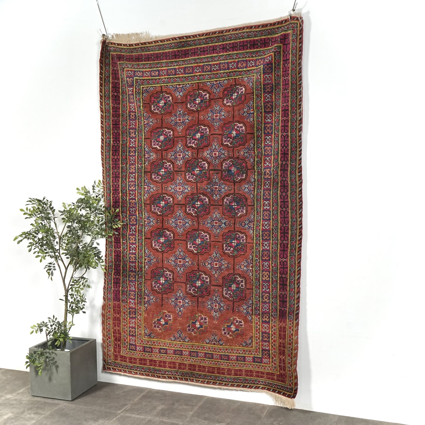 送料無料 ヴィンテージ ラグ(手織り/262cm×151cm)