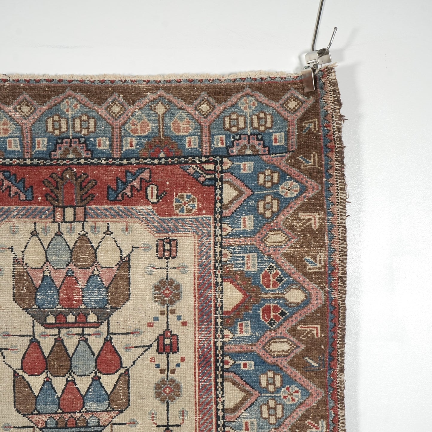 送料無料 ヴィンテージ ラグ(手織り/146.5cm×107cm)