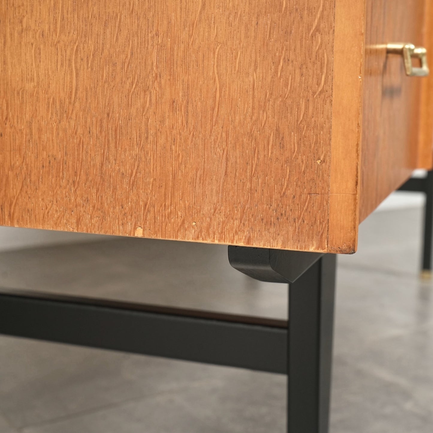 【Limelight furniture】ヴィンテージ キャビネット