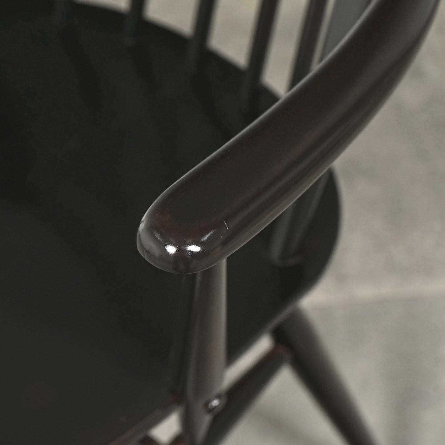 【ERCOL】ヴィンテージ クエーカー アームチェア(オールドコロニアル)