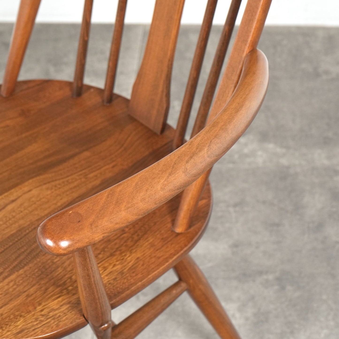 【ERCOL】オールドコロニアル スワンバック アームチェア