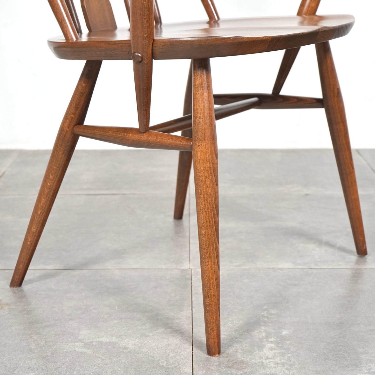 【ERCOL】オールドコロニアル スワンバック アームチェア