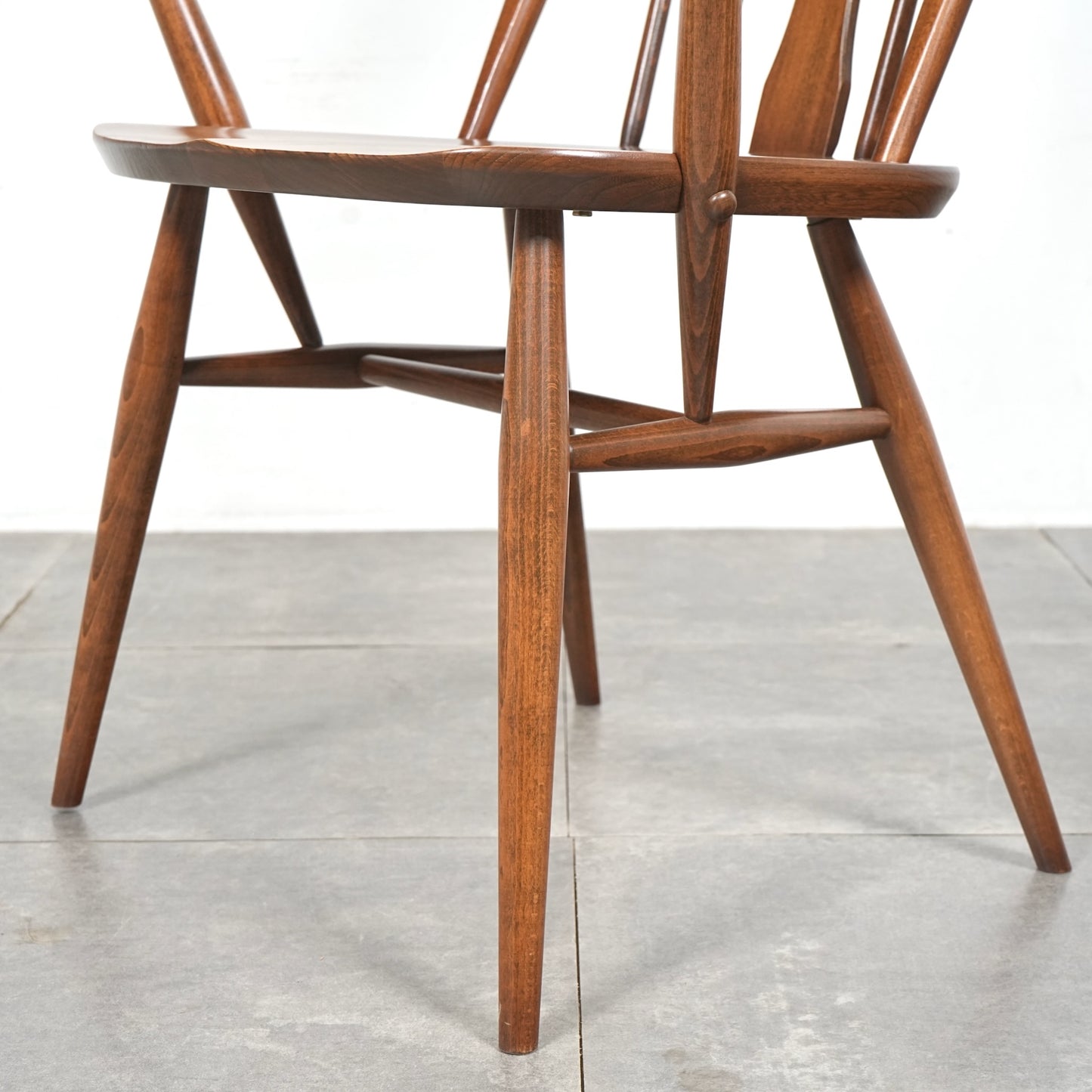 【ERCOL】オールドコロニアル スワンバック アームチェア