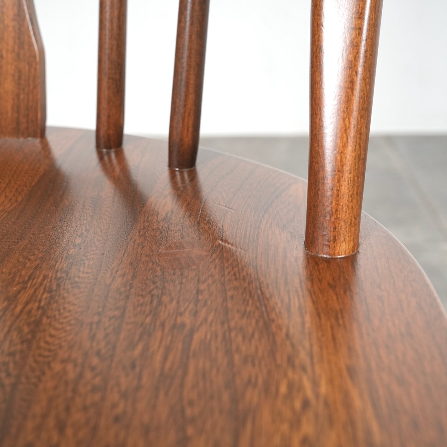 【ERCOL】オールドコロニアル スワンバック アームチェア