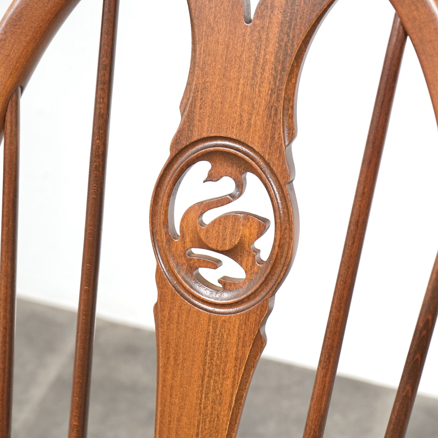 【ERCOL】オールドコロニアル スワンバック アームチェア