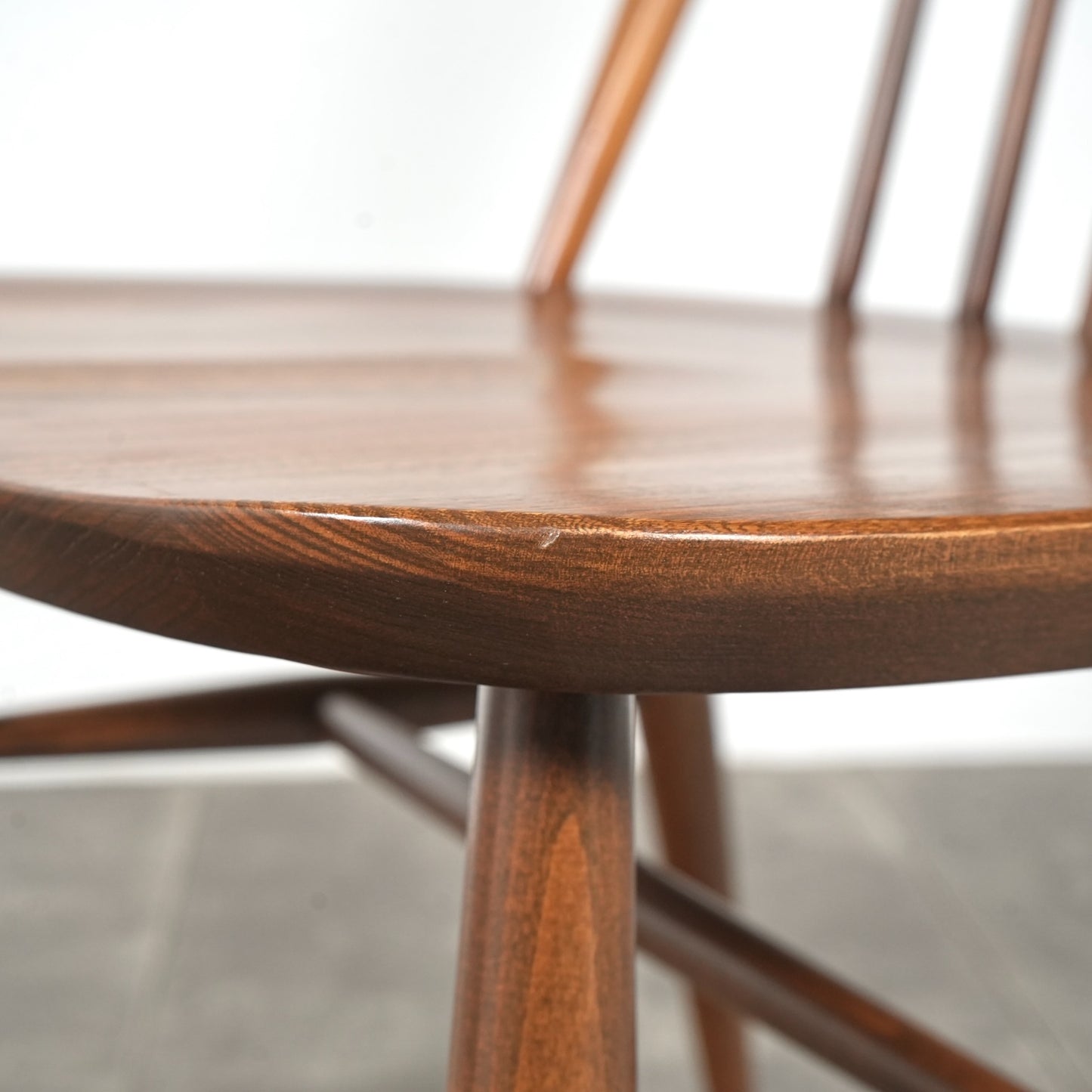 【ERCOL】オールドコロニアル スワンバックチェア