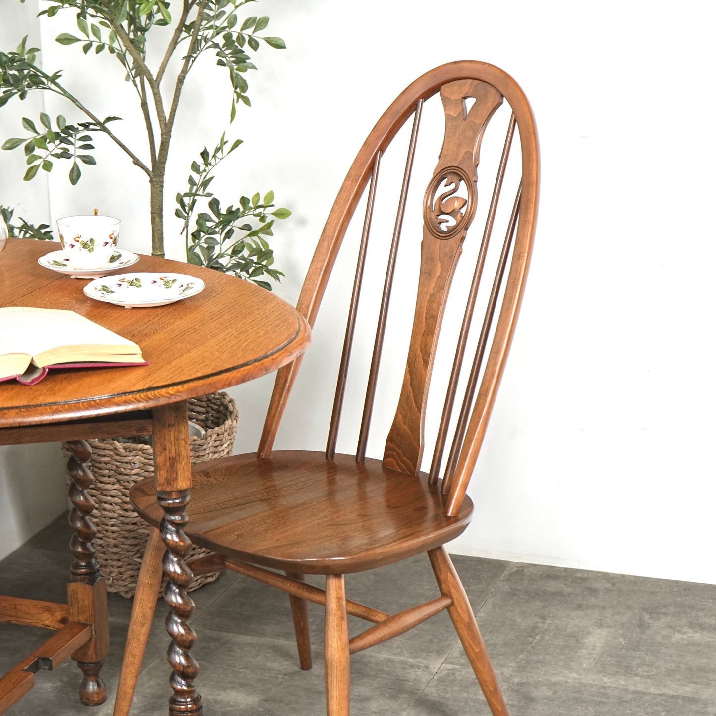 【ERCOL】オールドコロニアル スワンバックチェア