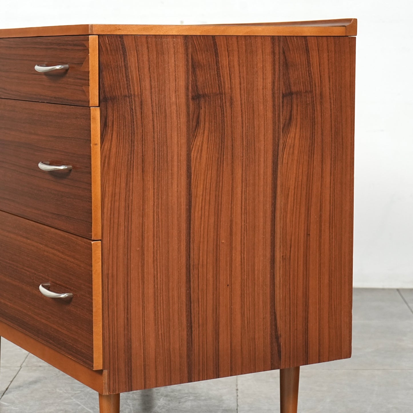 【Stag Furniture】ヴィンテージ チェスト