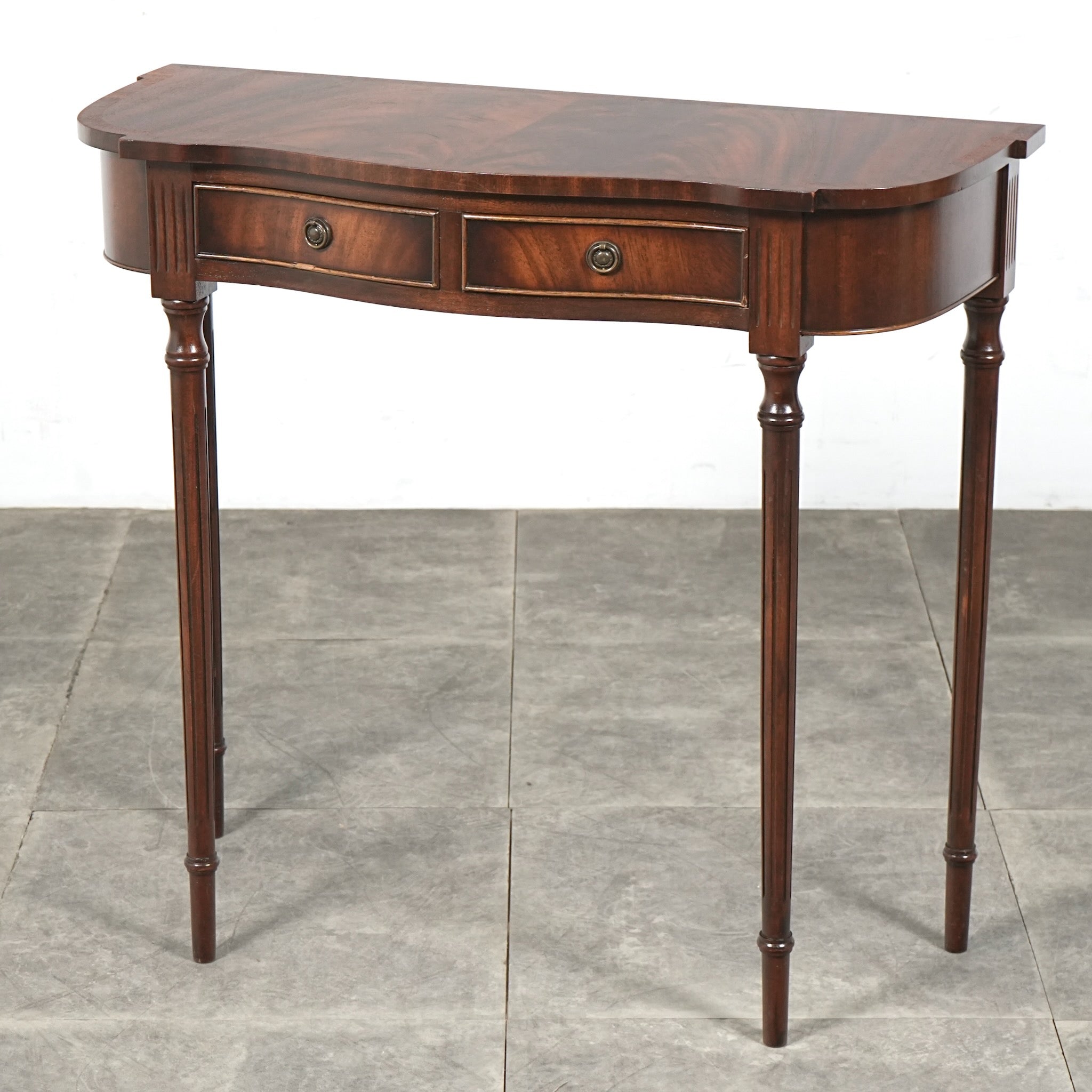 Bevan Funnell Reprodux 半円コンソールテーブル Bevan Funnell / Reprodux】ヴィンテージ コンソールテーブル – TIME HYPE