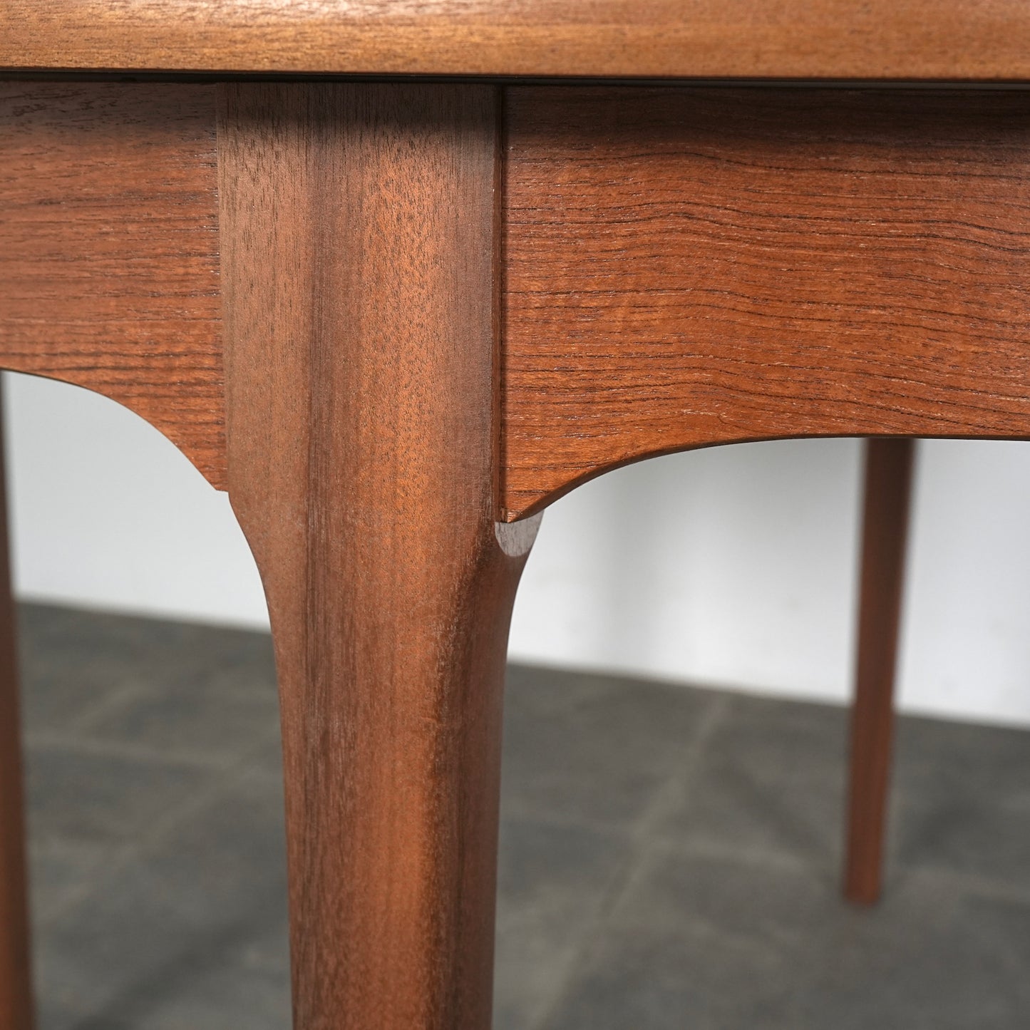 【NATHAN】エクステンション ラウンドテーブル