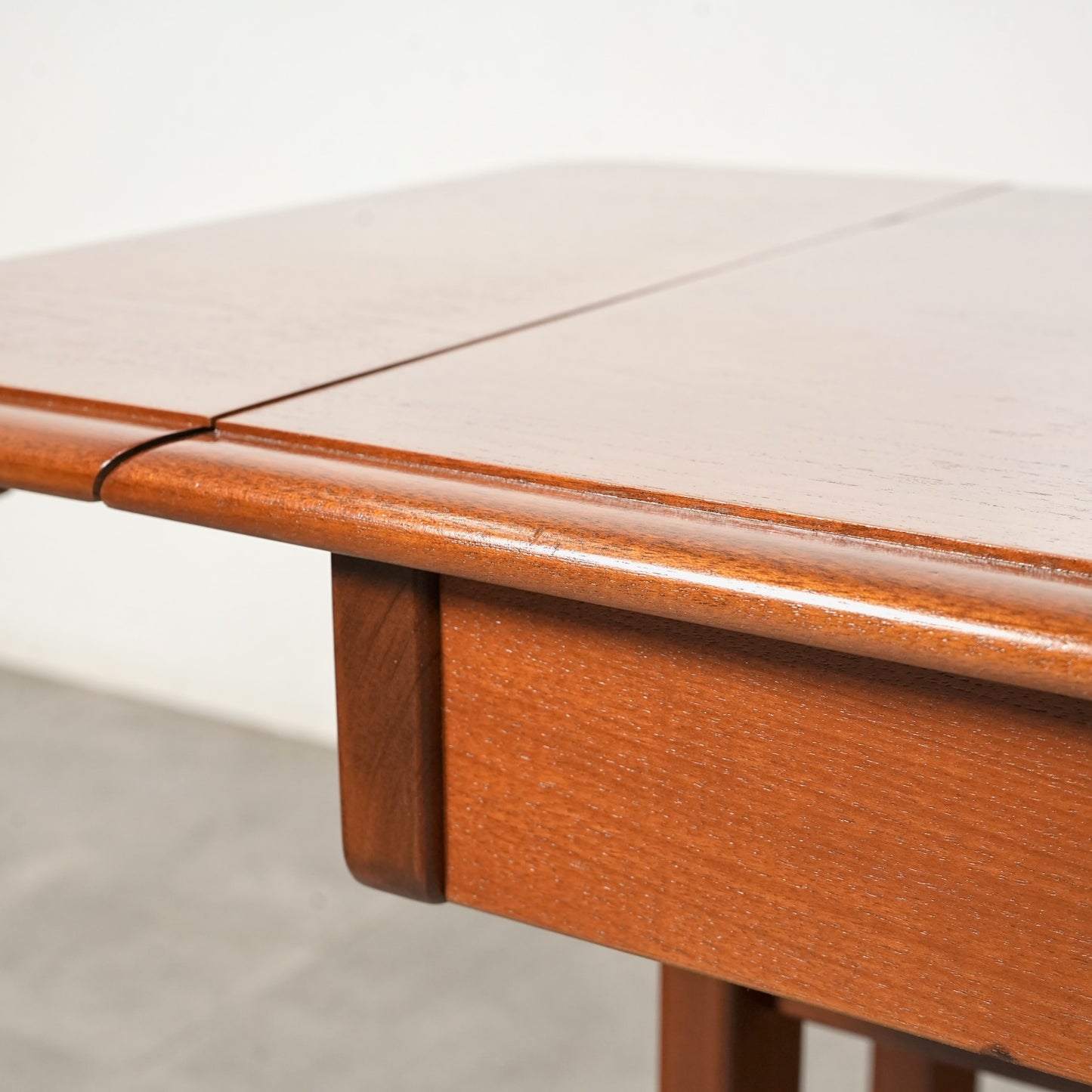 【Stag Furniture】ドロップリーフ ローテーブル