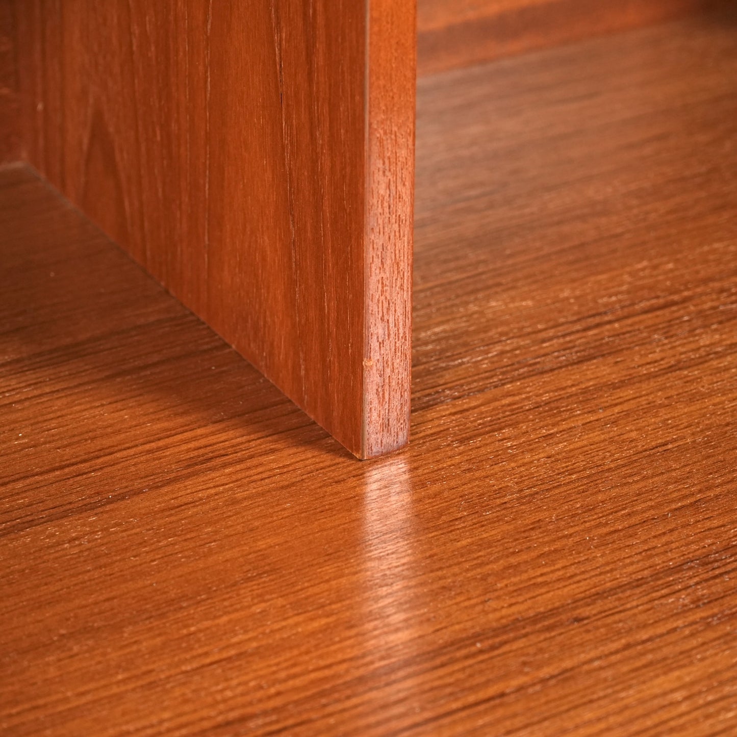 【JS Sakol Furniture】ヴィンテージ キャビネット