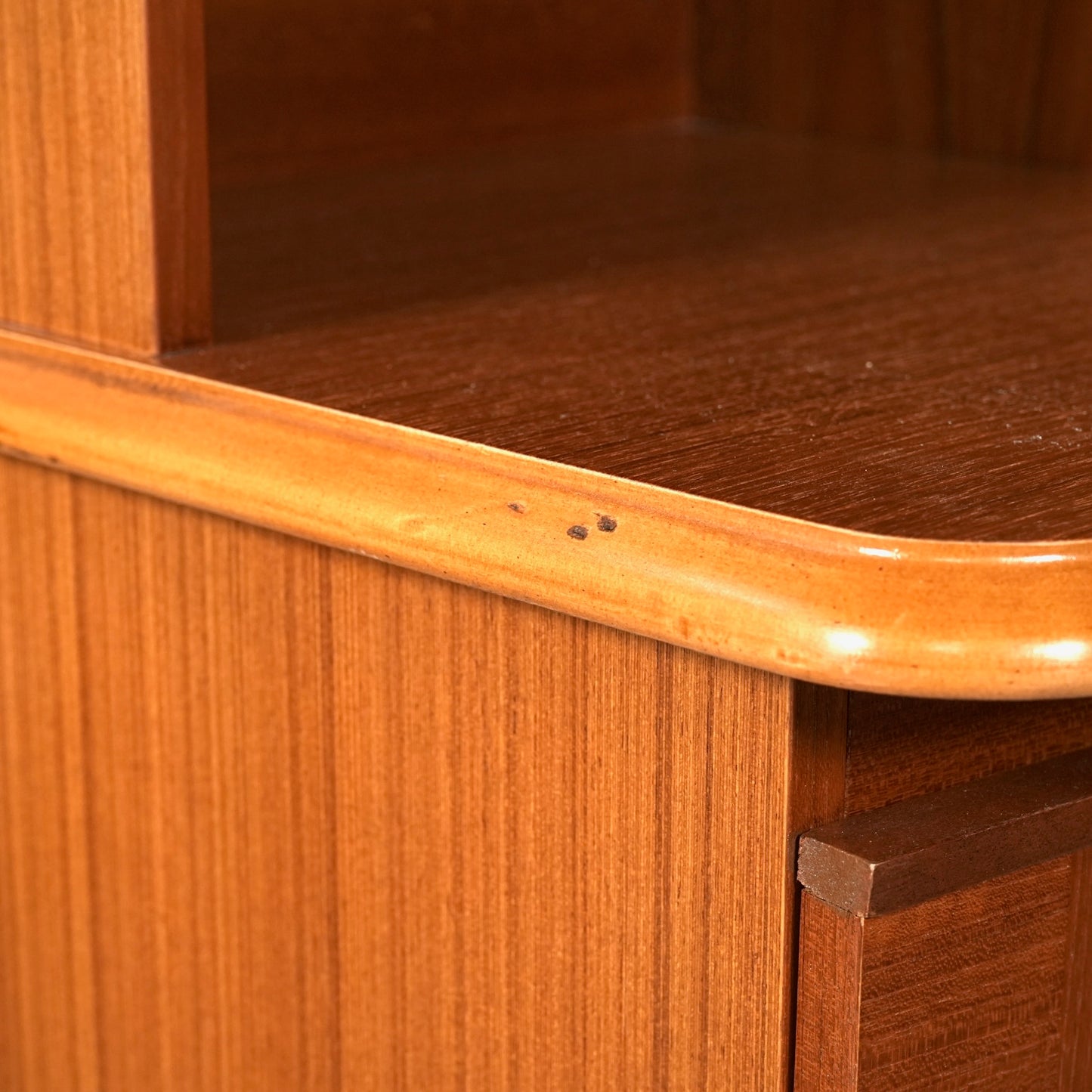 【JS Sakol Furniture】ヴィンテージ キャビネット