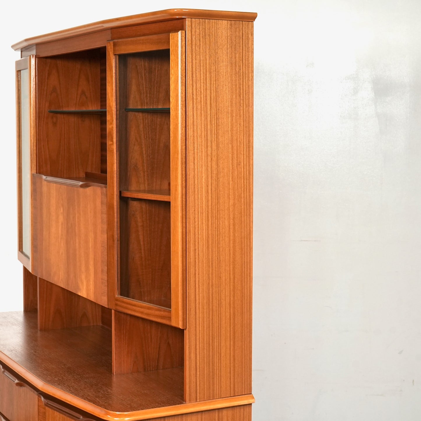 【JS Sakol Furniture】ヴィンテージ キャビネット