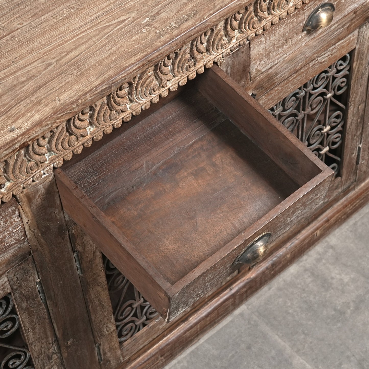 ヴィンテージ キャビネット / サイドボード