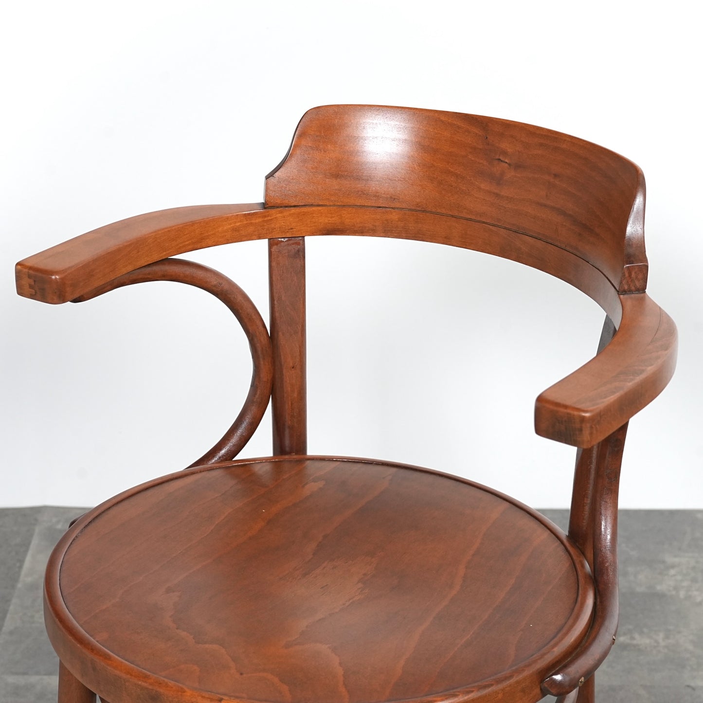 【LIGNA】ヴィンテージ ベントウッド アームチェア