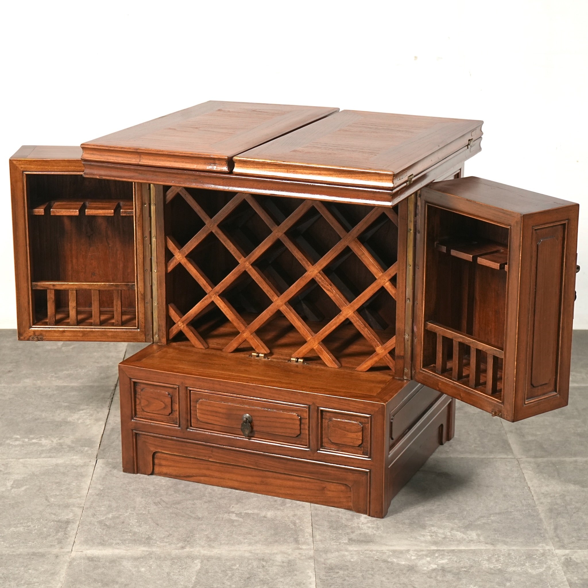 サイドボード 東海家具 マホガニー ブリティッシュ ヴィンテージ ケントハウス ケントハウス チェスト45-5 | 東海家具工業株式会社