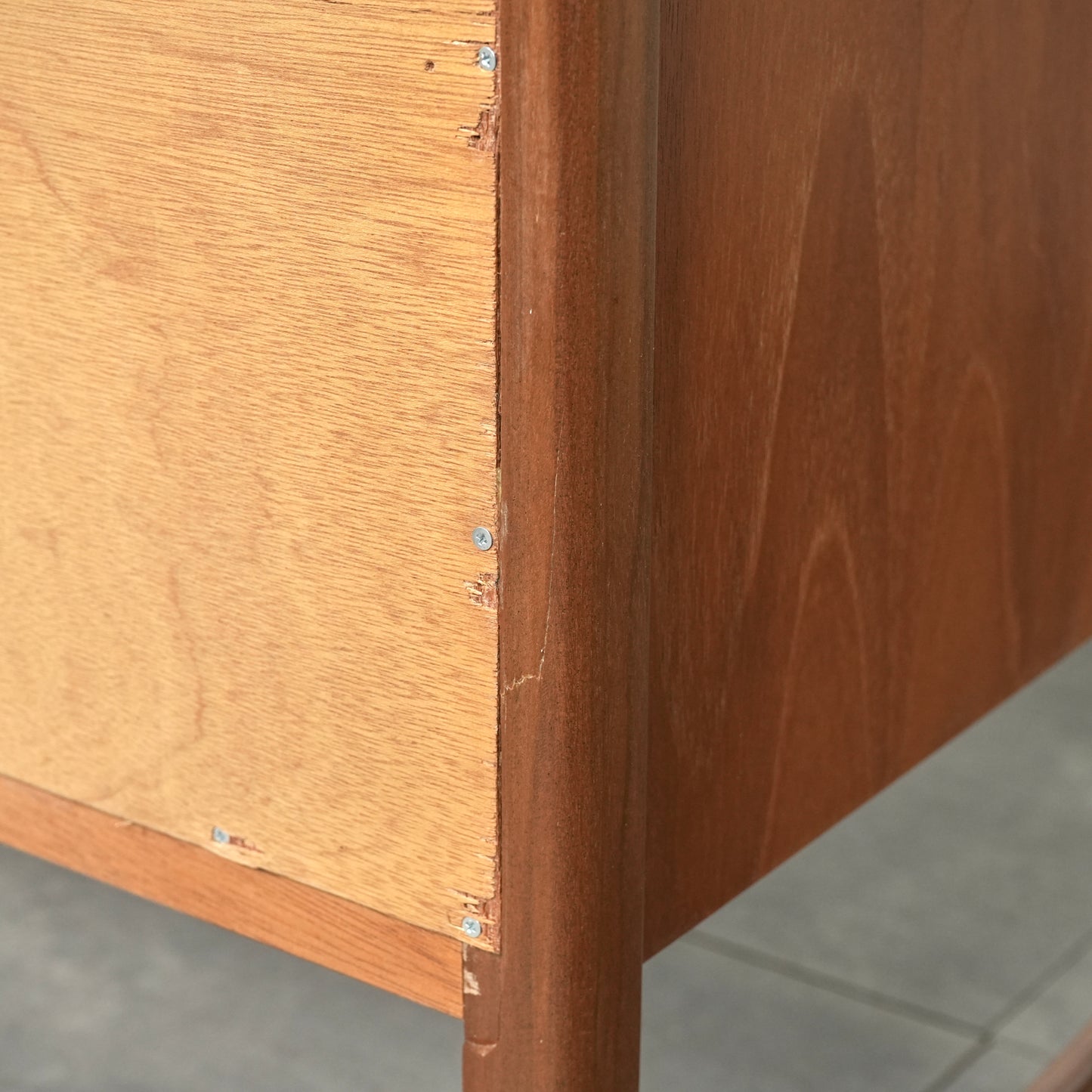 【NATHAN】ヴィンテージ サークルサイドボード