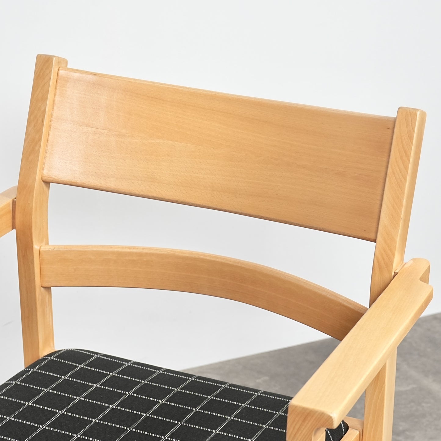 【Hans J. Wegner】The Koldinghus アームチェア【張替済】