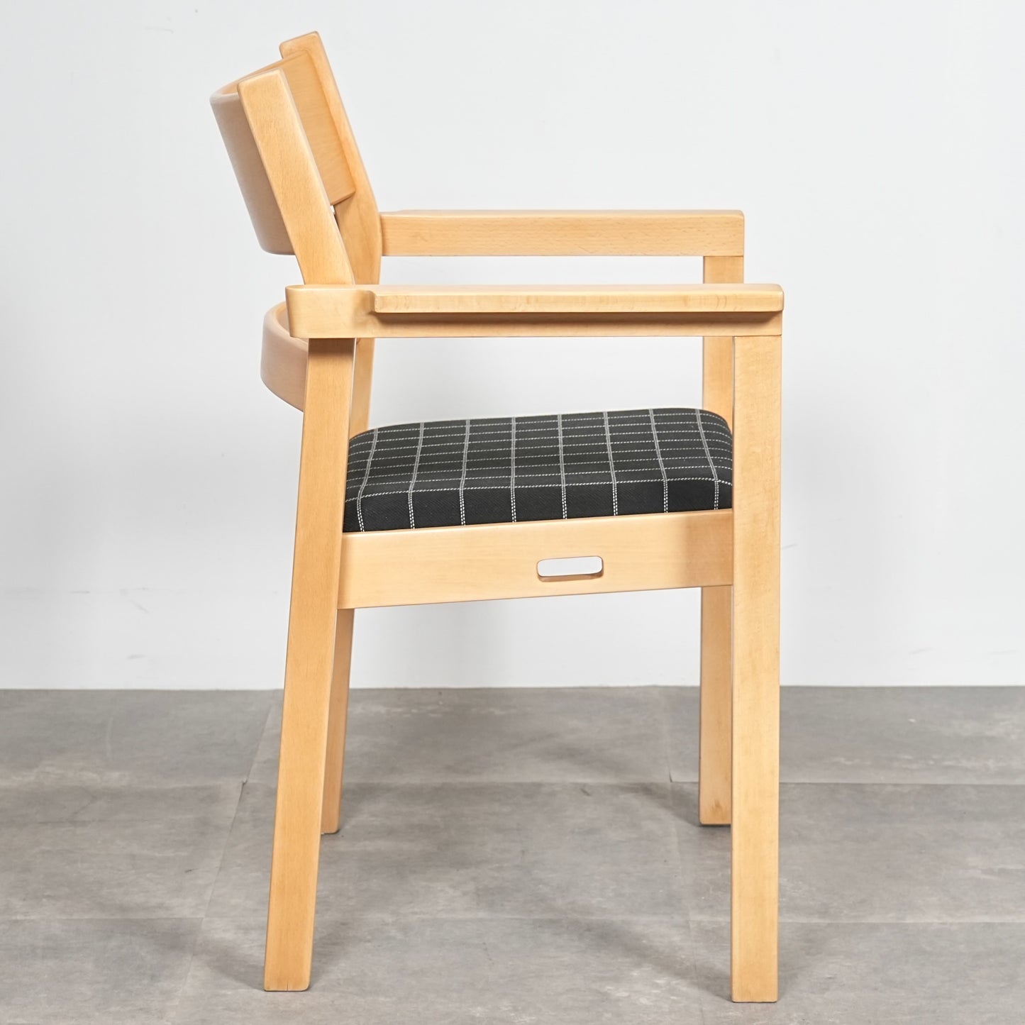【Hans J. Wegner】The Koldinghus アームチェア【張替済】