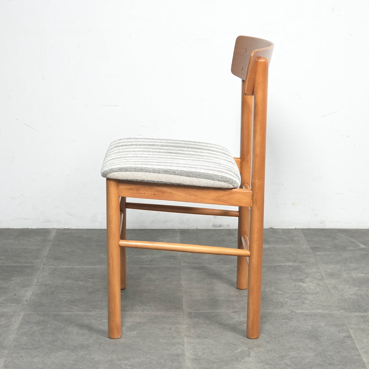 【Farstrup】Model.250 ダイニングチェア【張替済】