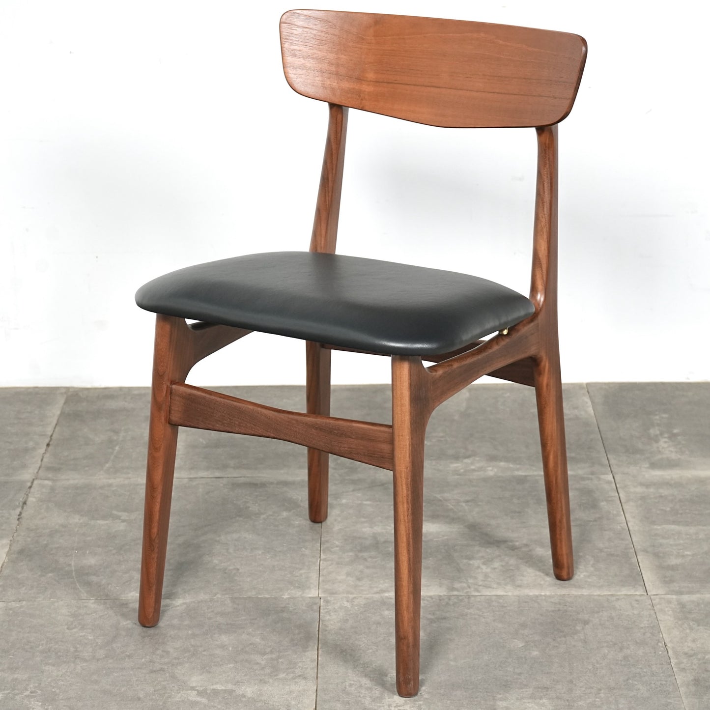 【Findahls Møbelfabrik】ヴィンテージ  ダイニングチェア【張替済】