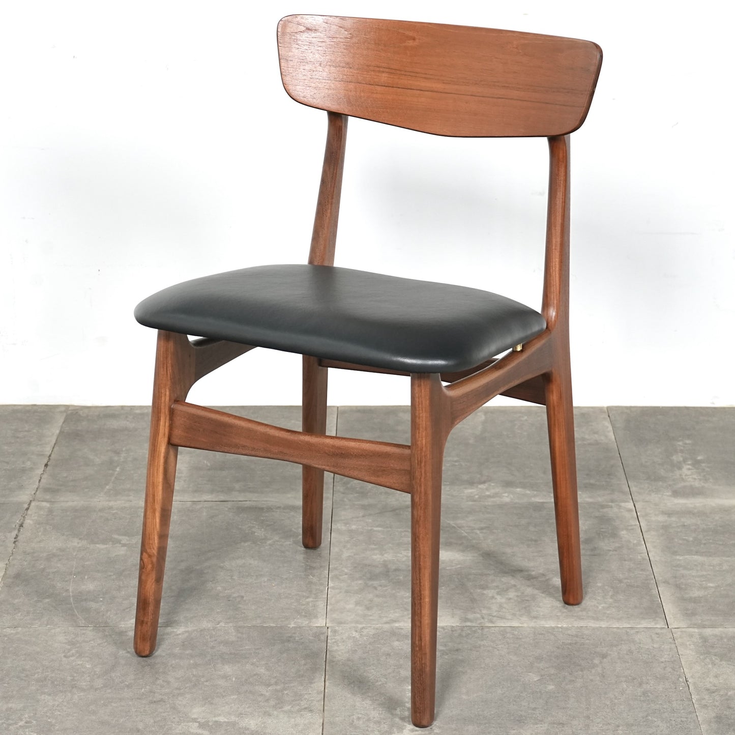 【Findahls Møbelfabrik】ヴィンテージ  ダイニングチェア【張替済】