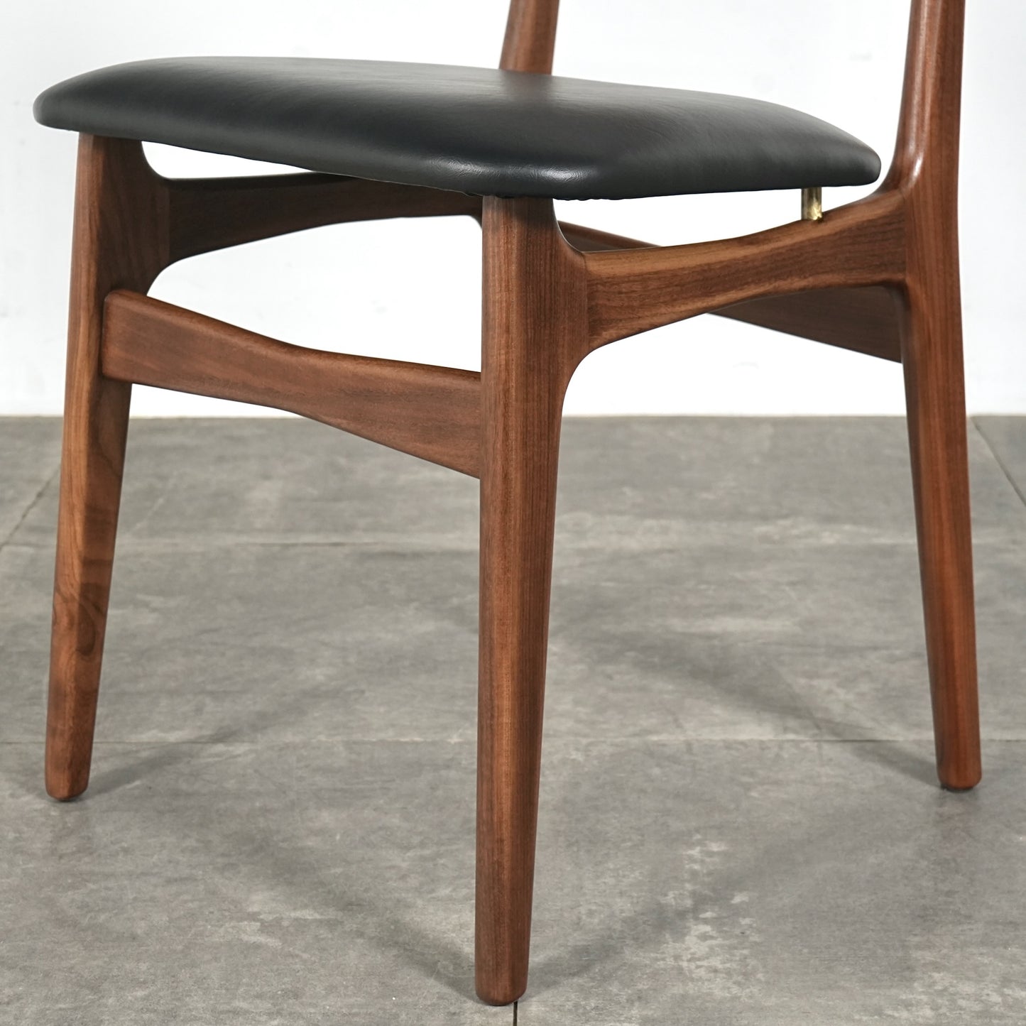 【Findahls Møbelfabrik】ヴィンテージ  ダイニングチェア【張替済】