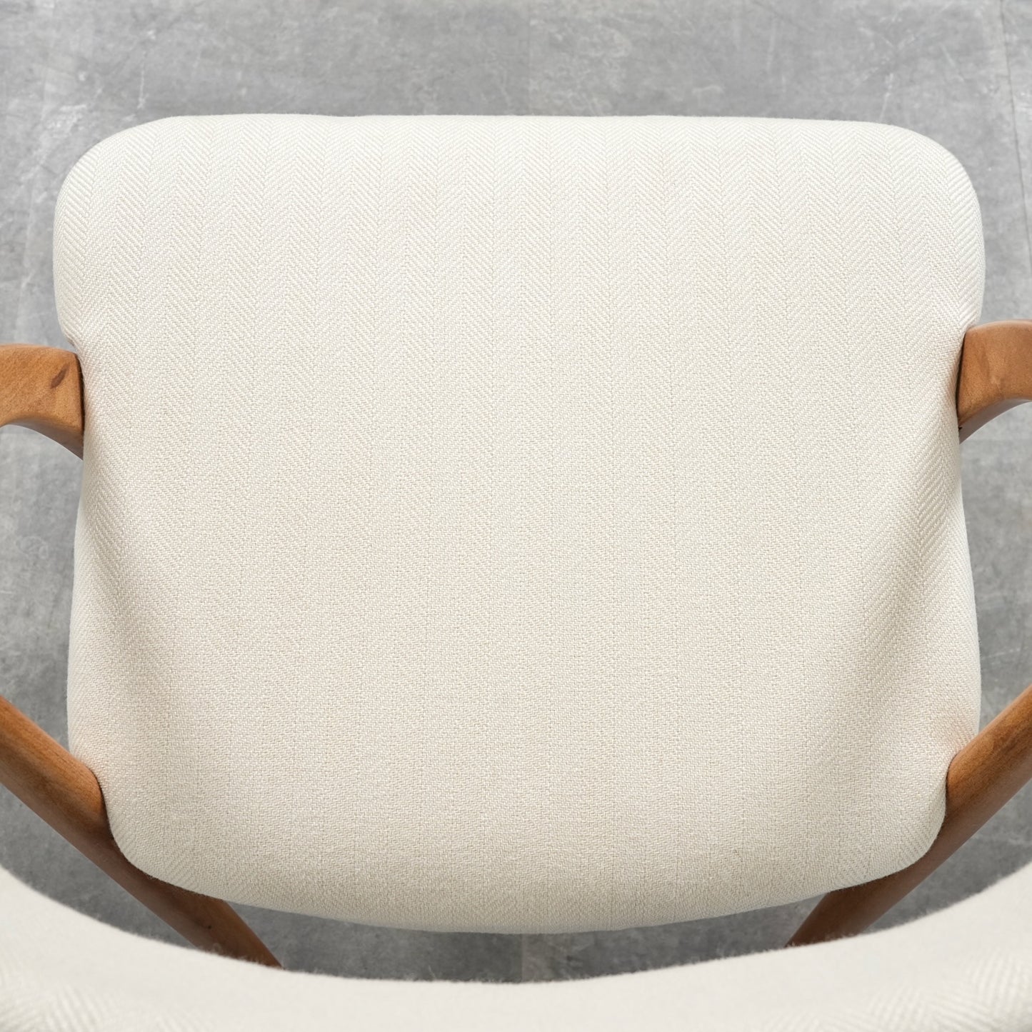 【Orte Mobel Fabrik】ハーフアームチェア【張替済】