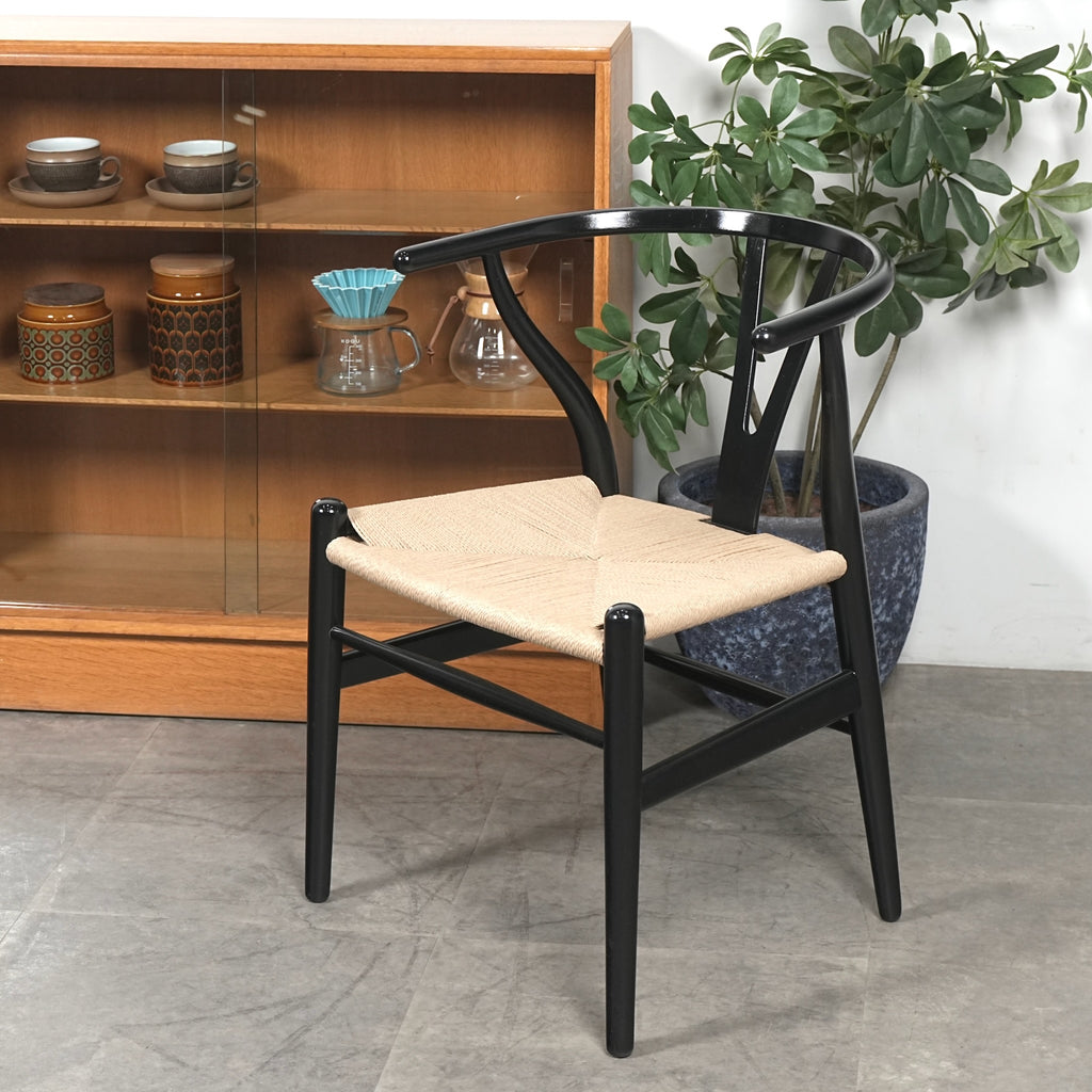 【Hans J. Wegner】