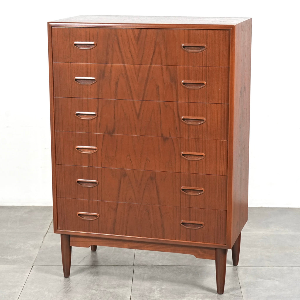 デンマークヴィンテージ ハイチェスト