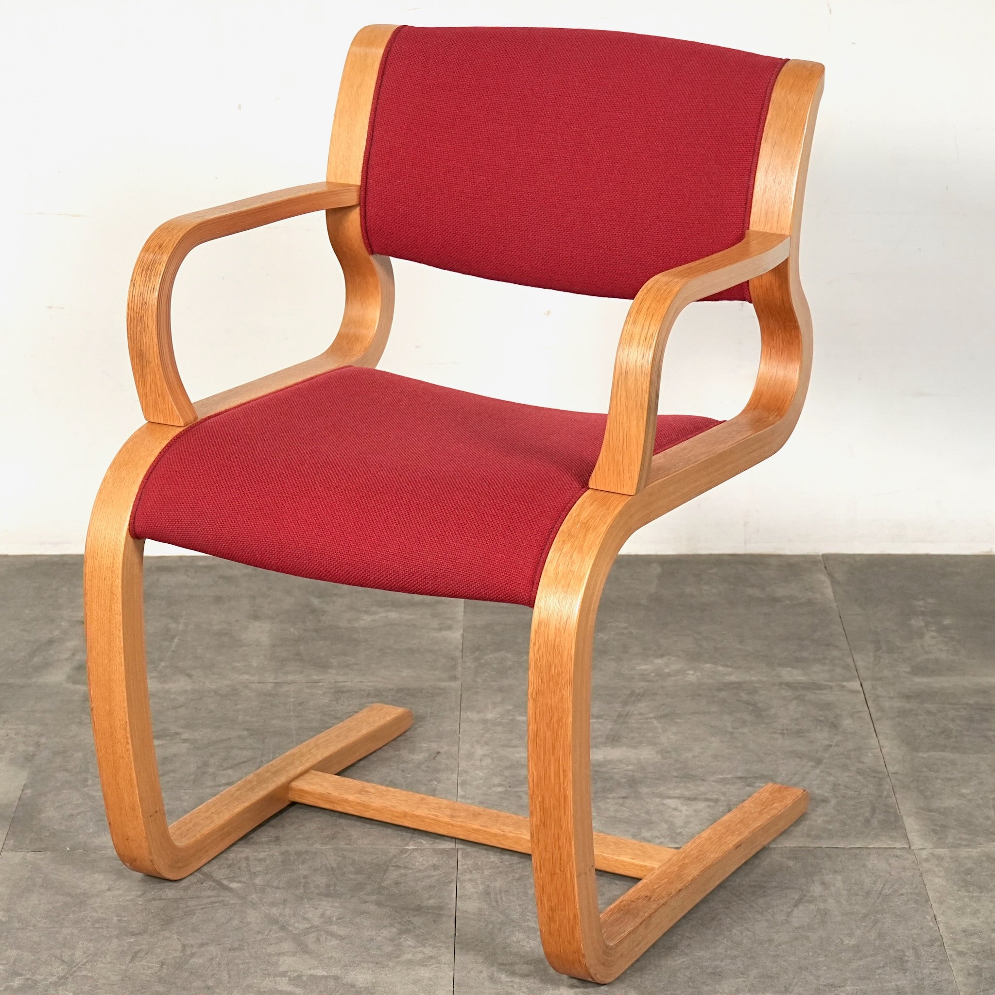 CHAIR & SOFA – TIME HYPE