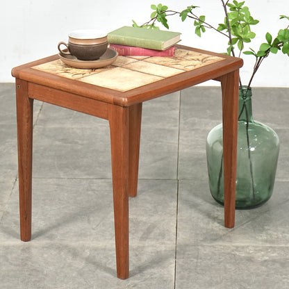 デンマークヴィンテージ タイルトップ サイドテーブル