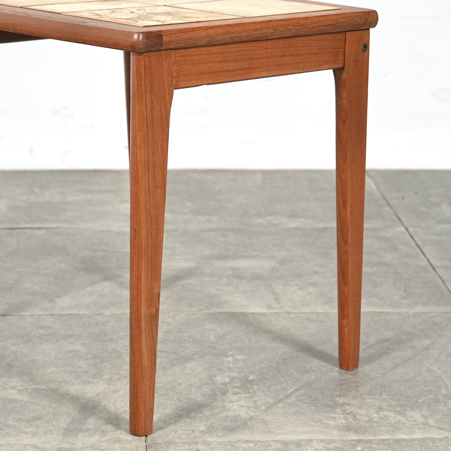 デンマークヴィンテージ タイルトップ サイドテーブル