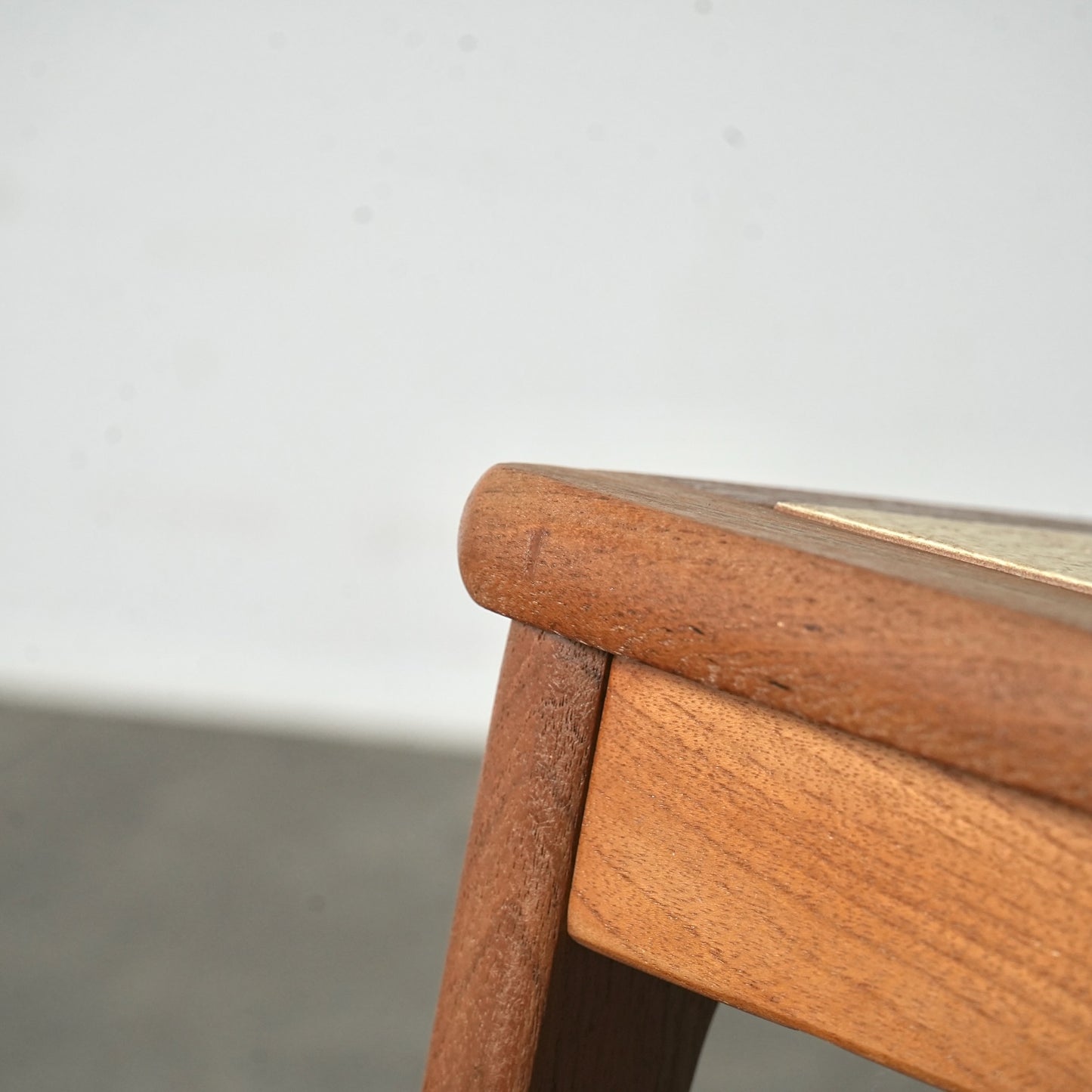 デンマークヴィンテージ タイルトップ サイドテーブル