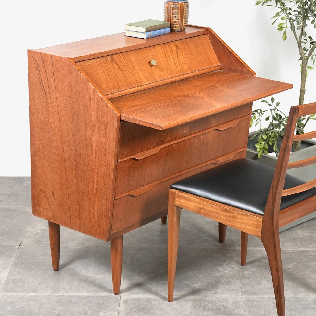 デンマークヴィンテージ ライティングビューロー