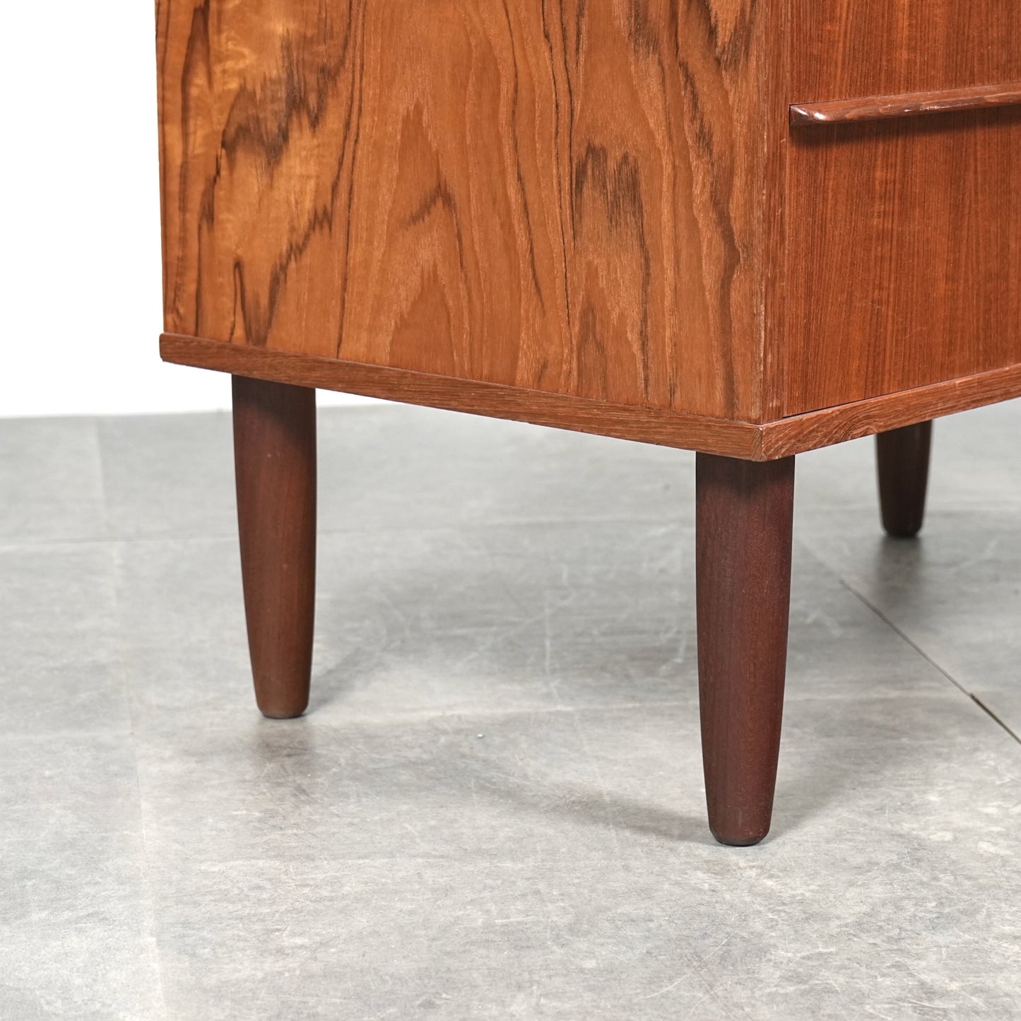 デンマークヴィンテージ ハイチェスト