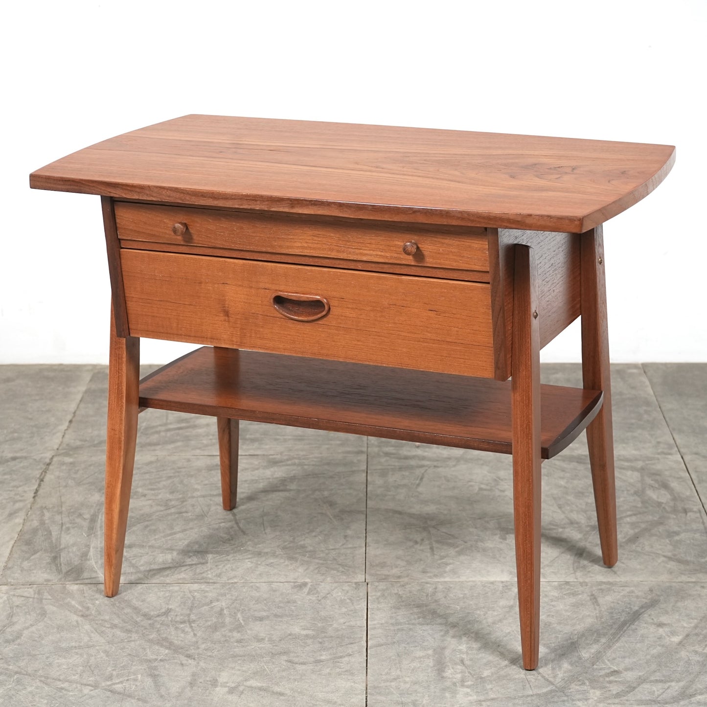 デンマークヴィンテージ ソーイングテーブル