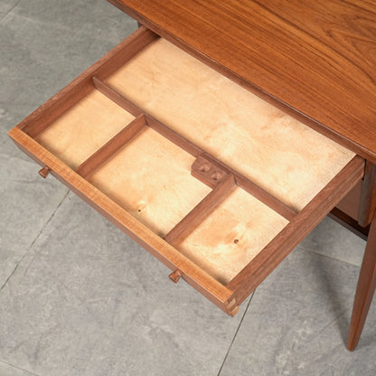 デンマークヴィンテージ ソーイングテーブル