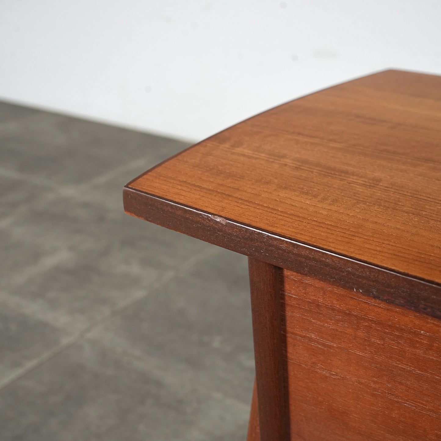 デンマークヴィンテージ ソーイングテーブル