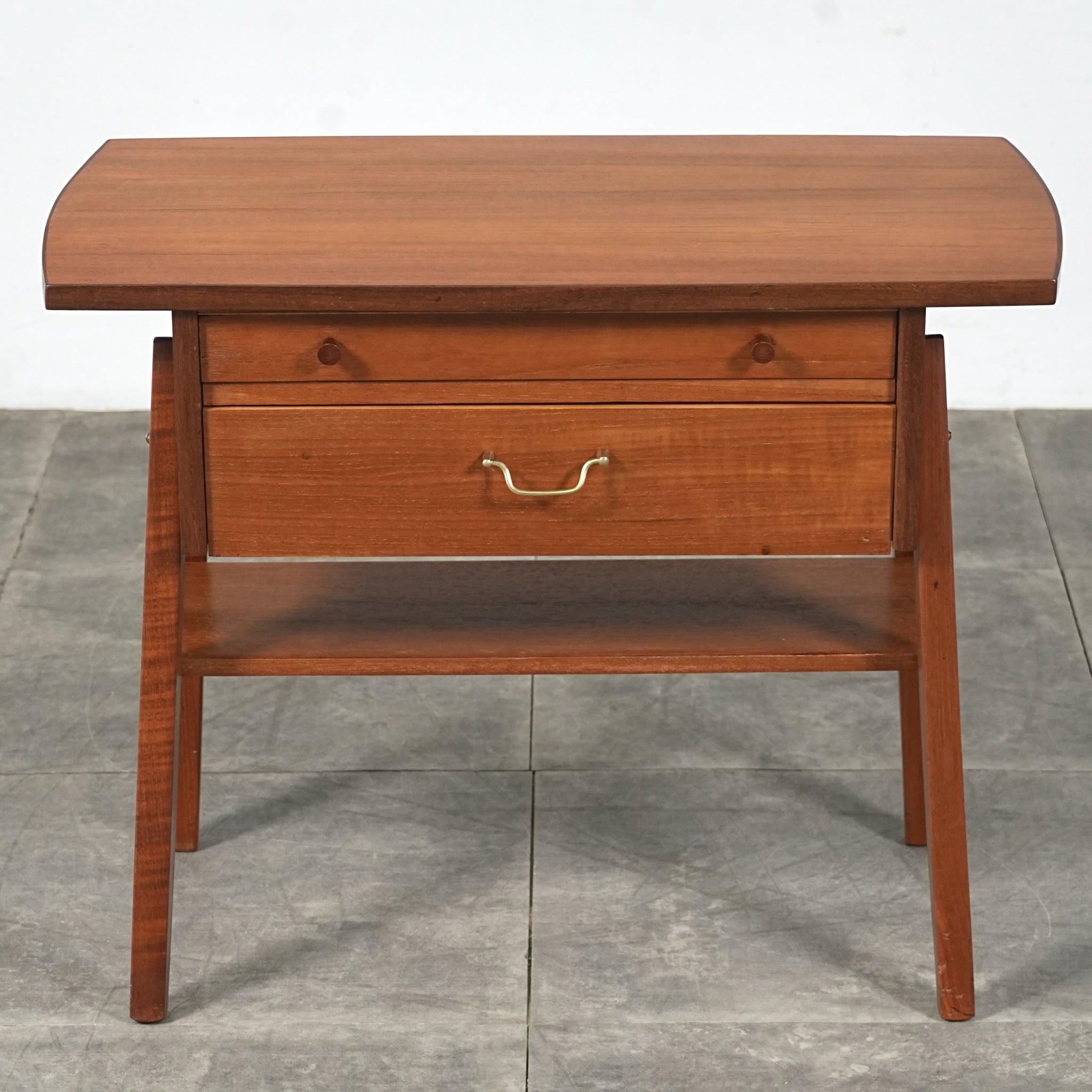 デンマークヴィンテージ ソーイングテーブル – TIME HYPE